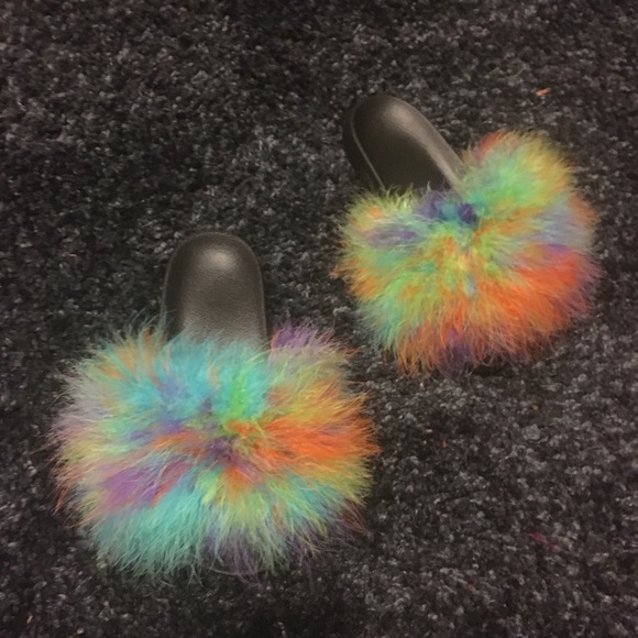 Tutti Frutti Faux Fur Slides - Picture 1 of 5